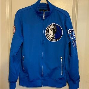 Blu Mavericks Pro logo jacket size Medium New
